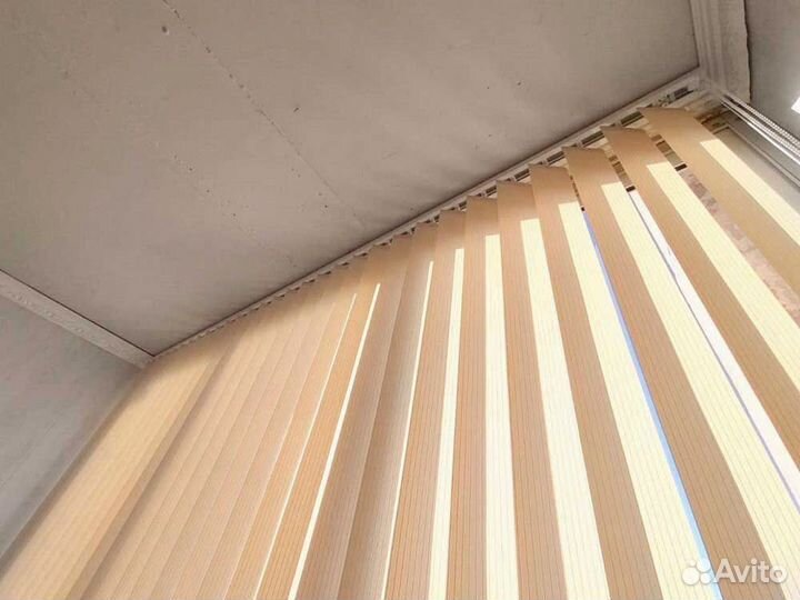 Жалюзи, шторы рулонные