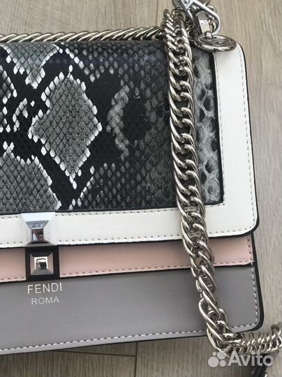 Новая сумка компактная