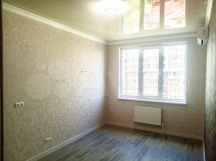 2-к. квартира, 57 м², 4/15 эт.