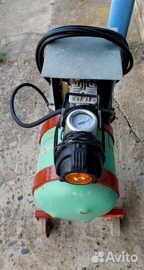 Компрессор воздушный 220в