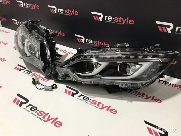 Фары Toyota Camry 55 2011-2017 R477