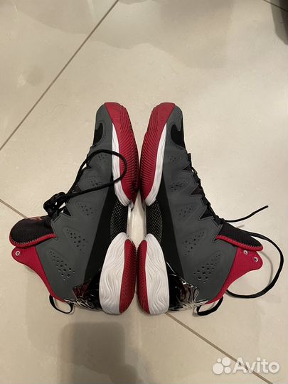 Баскетбольные jordan кроссовки jordan melo M10