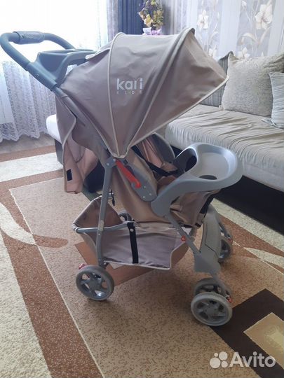Детская легкая коляска