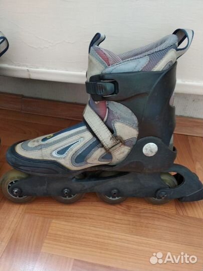 Роликовые коньки женские размер 40,5 Б/У