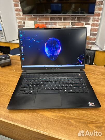 Dell Alienware m15 ryzen edition A15-1748