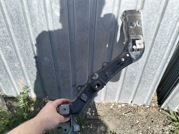 Toyota Vanguard Rav4 2007г. Телек левая часть Б/У