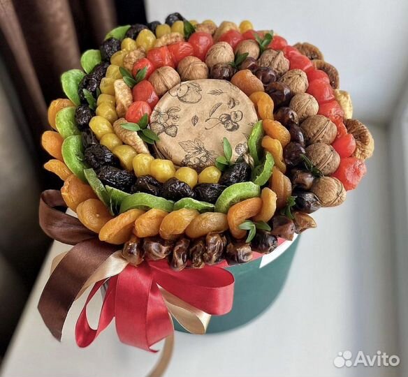 Букет из конфет / из киндеров/ детский букет