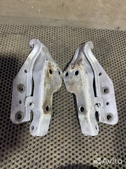 Петли капота SsangYong Actyon Sports 1 Актион