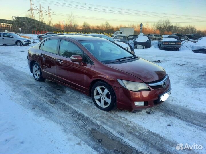 Honda Civic 4D FD7 в полный разбор