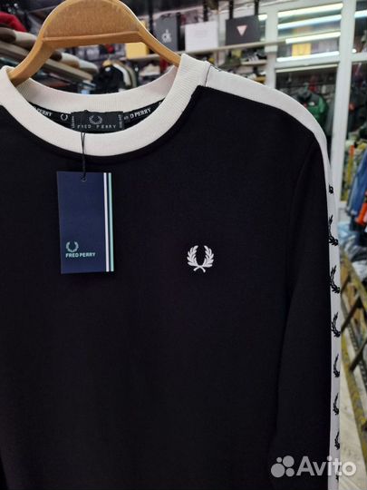 Fred perry свитшот мужской с лампасами