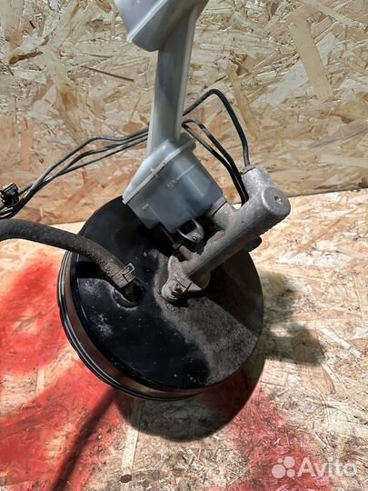 Вакуумный усилитель тормозов Nissan Primera P12