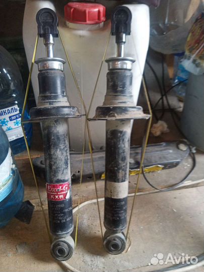 Стойки toyota марк,креста