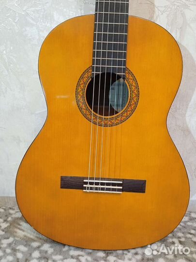 Гитара Yamaha c40