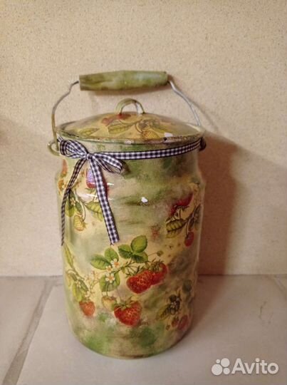 Самовар и бидон для интерьера