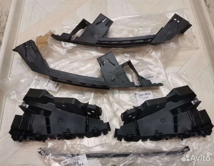 Porsche cayenne 9y0 E3 кронштейн фары бампера нов