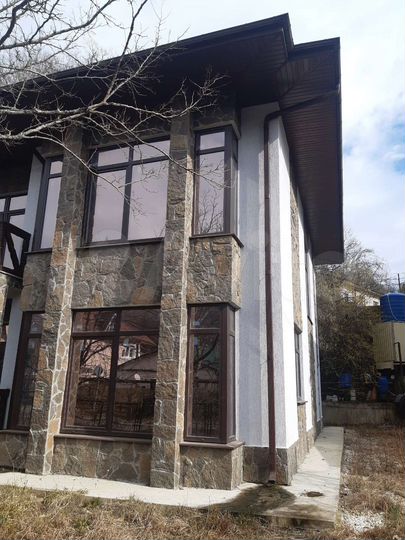 Дом 232 м² на участке 4,6 сот.