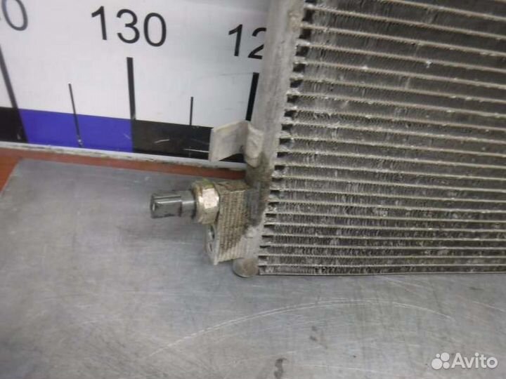 Радиатор кондиционера Renault Fluence K4M 2011