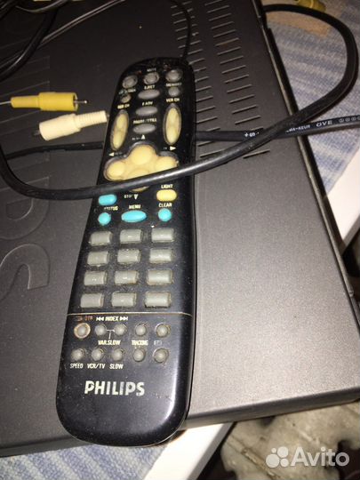 Видеомагнитофон philips