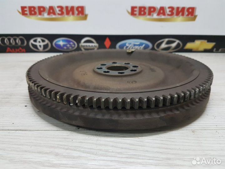 Маховик Toyota Avensis ZZT251 1ZZ-FE 2004