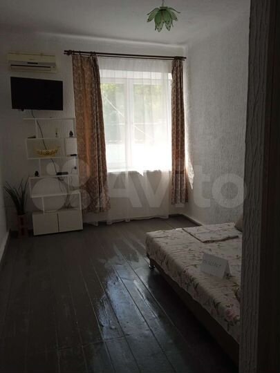 Комната 32 м² в 2-к., 1/1 эт.