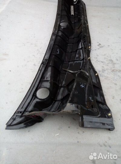 Жабо левое Toyota Corolla Verso 2008