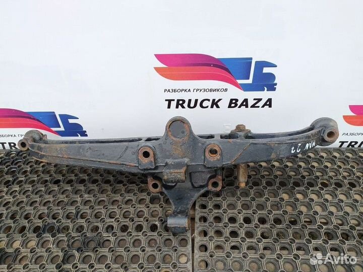 Кронштейн пневморессоры левый