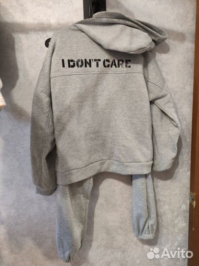 Женский спортивный костюм на флисе новый