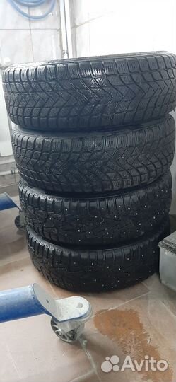 Pirelli Ice Zero 185/60 R15