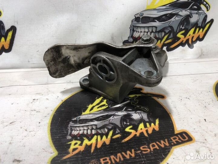 Кронштейн АКПП правый Audi A4 B5 APS 2001