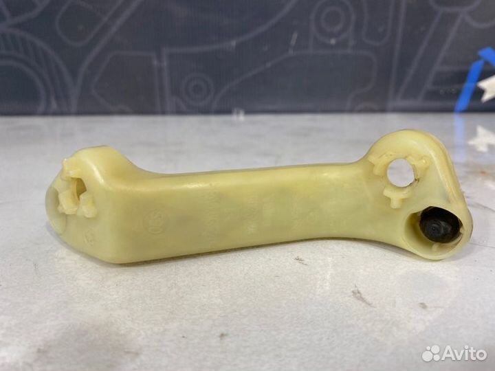 Крепление фонаря правое Audi A6 Allroad C6 AUK