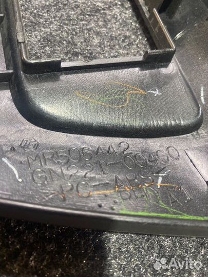 Накладка в салоне Mitsubishi Lancer 9 4G18 2006