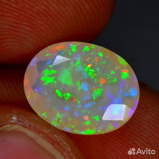 Опал натуральный 2,87Ct 12X10мм VVS Белый