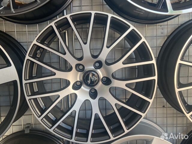 Новые диски r17 5 112 фольксваген Ауди