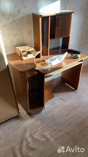 Компьютерный стол