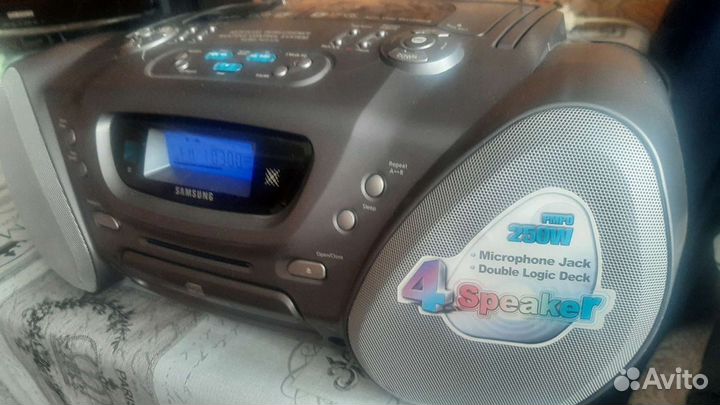 Музыкальный центр samsung RCD S70