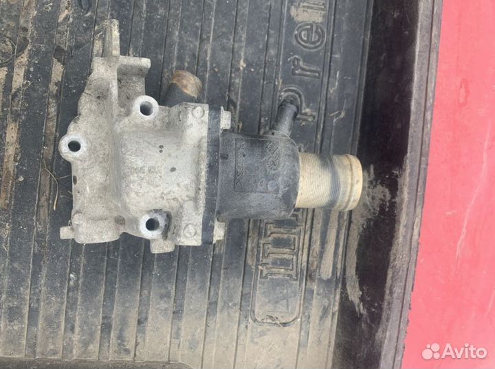 Термостат в сборе Renault Symbol