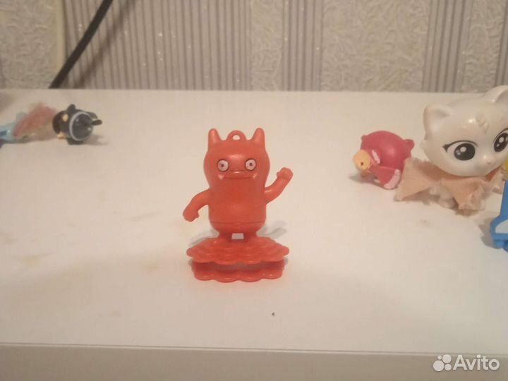 Детские киндеры-игрушки