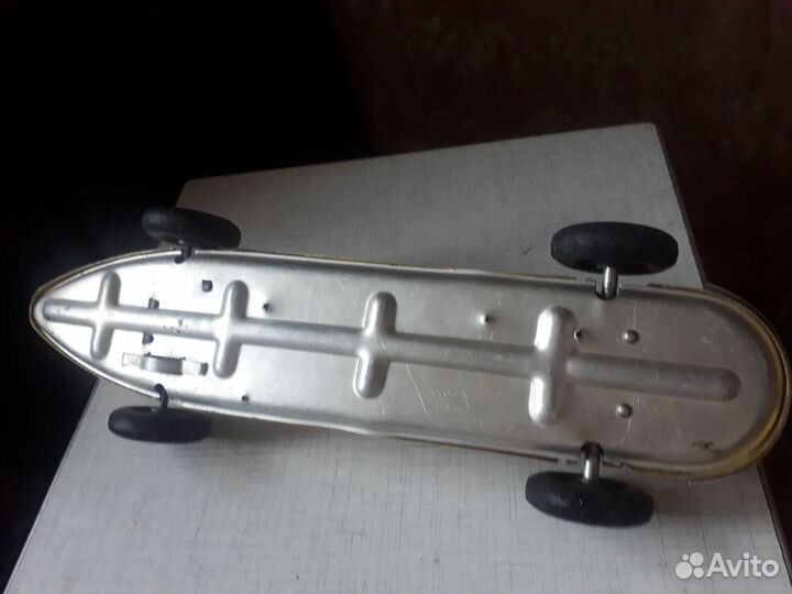 Гоночный инерционный автомобиль СССР