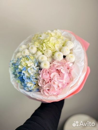 Гортензия и хризантема букет доставка