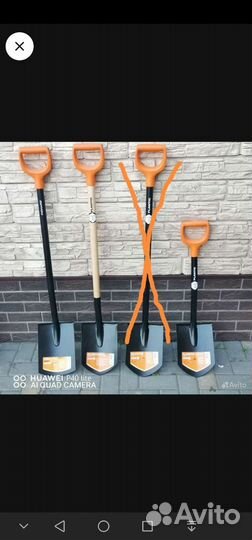 Лопата fiskars solidtm