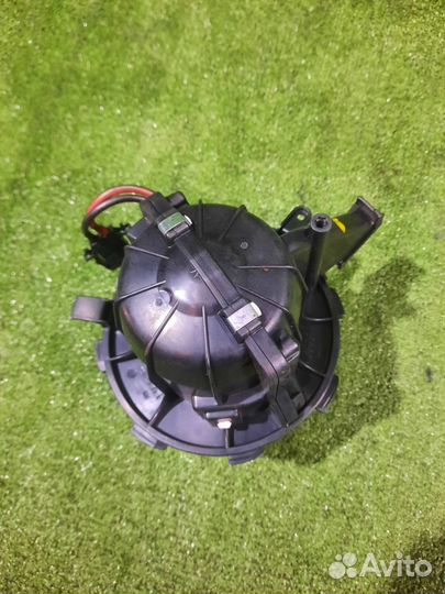 Мотор печки Audi A4 B8 cdhb (1.8T) 2010