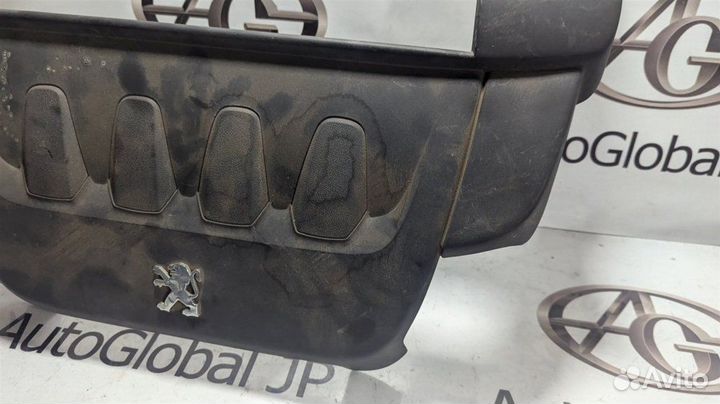 Декоративная крышка двс Peugeot 307 3H EW10A 2.0