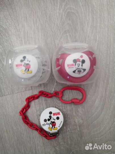 Пустышка nuk Disney + держатель для пустышек