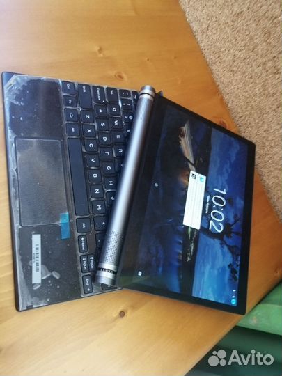Планшет с клавиатурой Dell Venue 10 7040