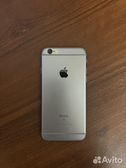 iPhone 6S, 32 ГБ