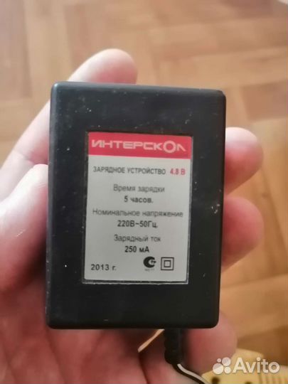 Зарядка на шуруповерт