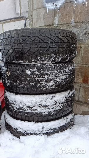 Kormoran SUV Stud 215/60 R17 100T