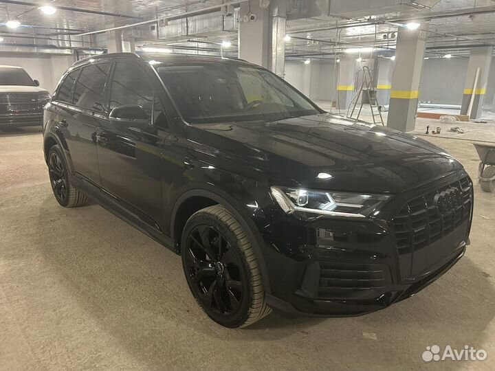 Audi Q7 2.0 AT, 2023, 200 км