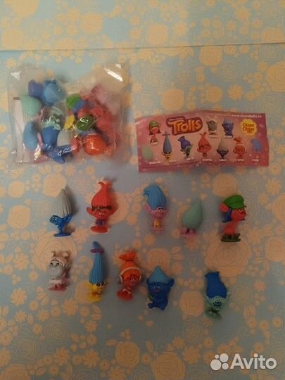 Киндер-сюрприз серия тролли чупа-чупс