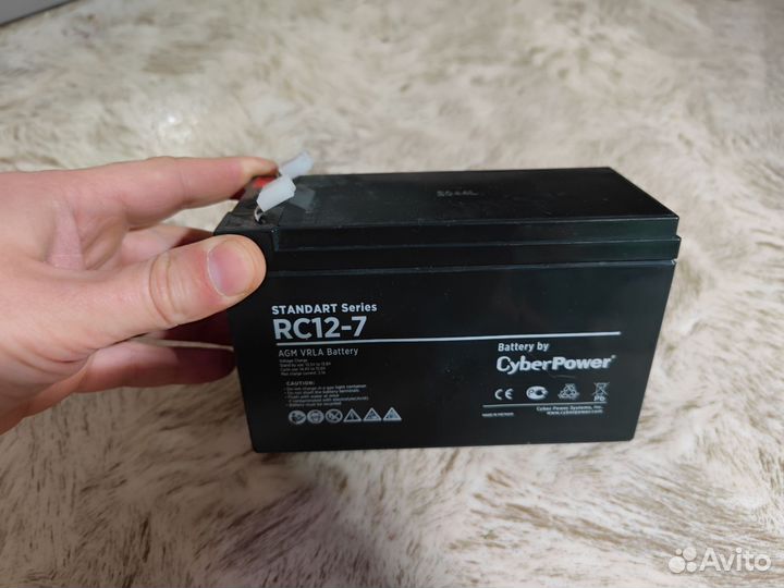 Аккумулятор гелиевый RC 12-7